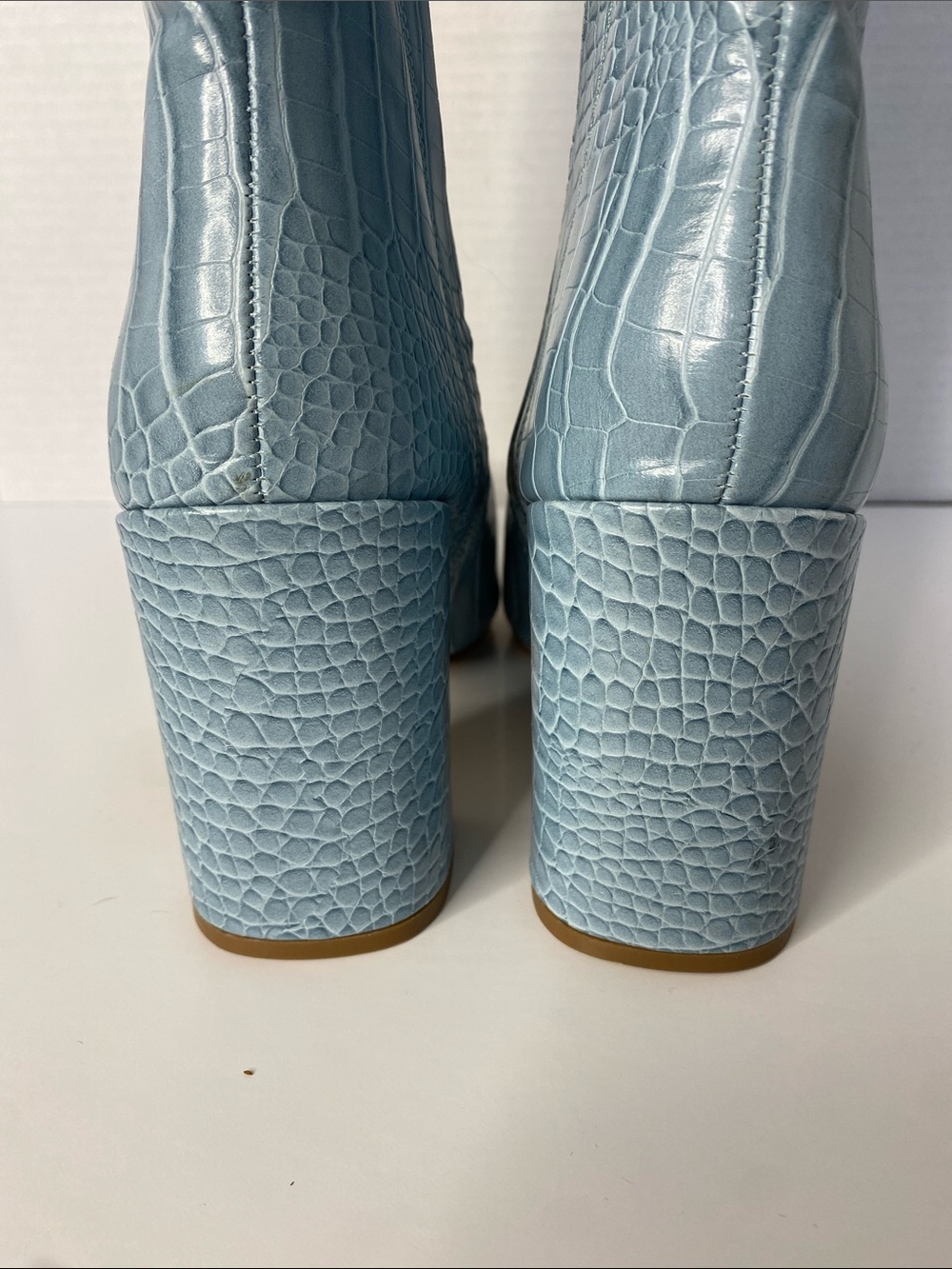 Lulu's Katari Light Blue Croc-Embossed Pointed-Toe Knee Boots - Picture 4 of 6